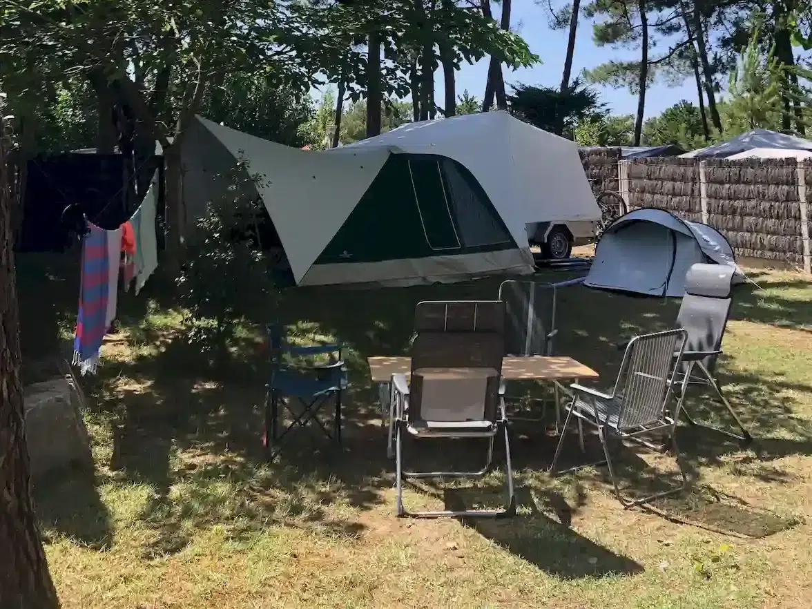 emplacement caravane camping la conge