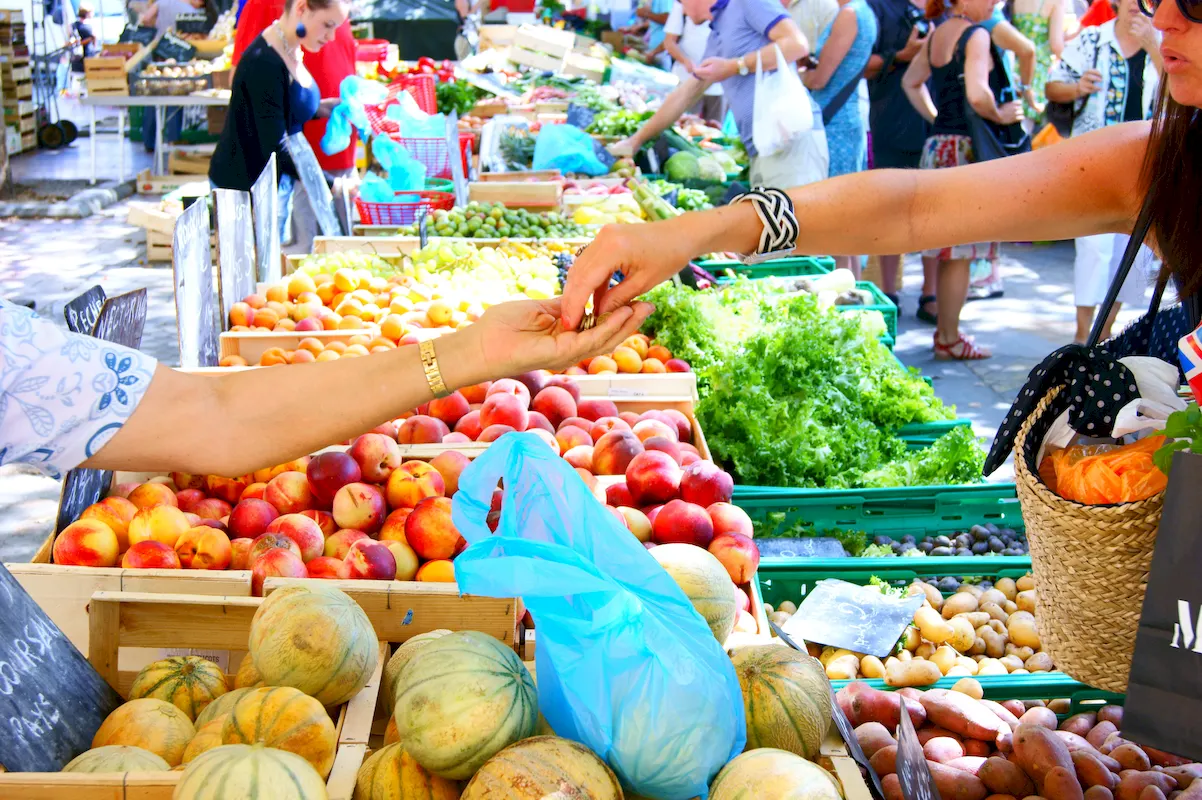 saint hilaire de riez market