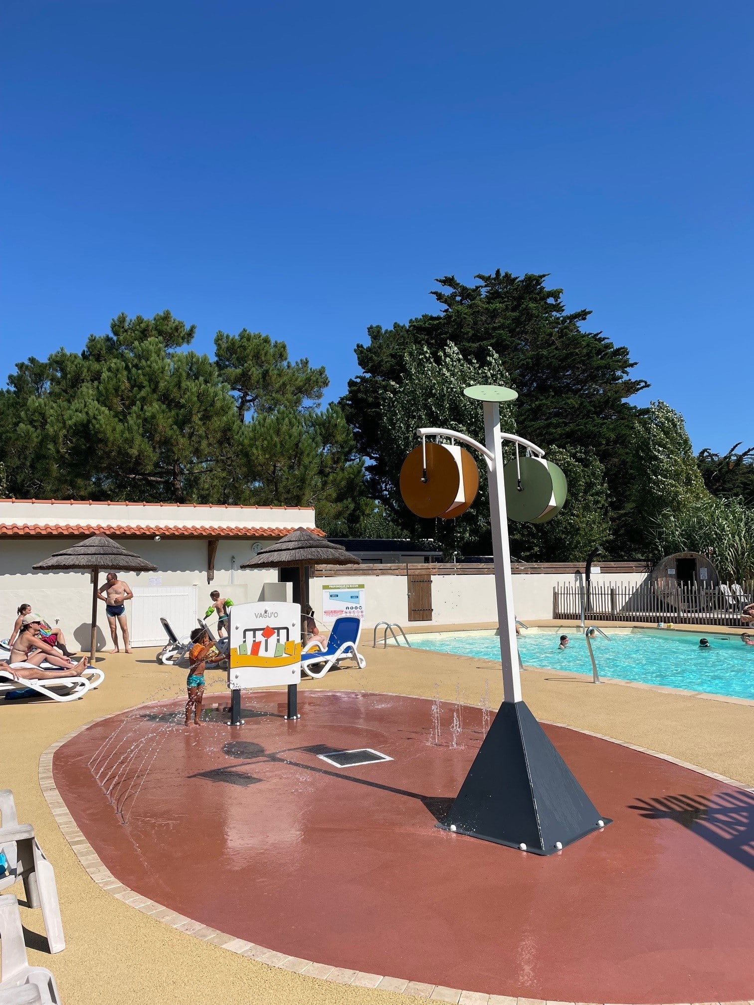 camping avec piscine et jeux enfants vendée